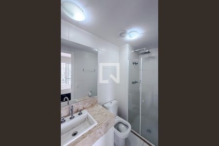 Banheiro de kitnet/studio para alugar com 1 quarto, 34m² em Ipiranga, São Paulo