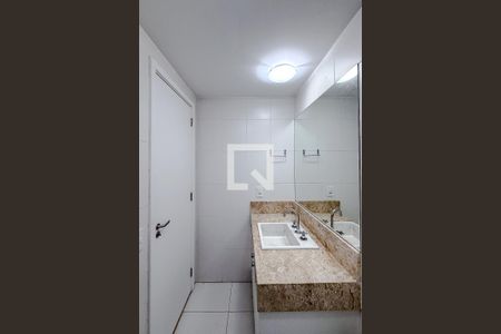 Banheiro de kitnet/studio para alugar com 1 quarto, 34m² em Ipiranga, São Paulo