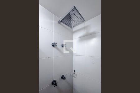 Banheiro de kitnet/studio para alugar com 1 quarto, 34m² em Ipiranga, São Paulo