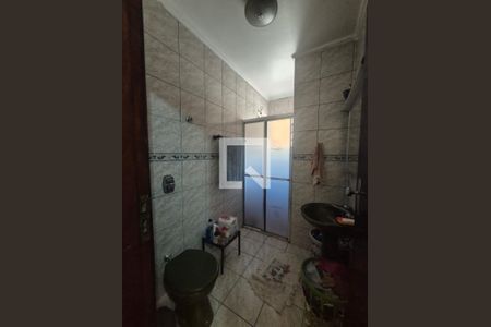 Banheiro de casa à venda com 3 quartos, 159m² em Vila Constança, São Paulo