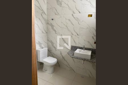 Casa à venda com 3 quartos, 172m² em Vila Invernada, São Paulo