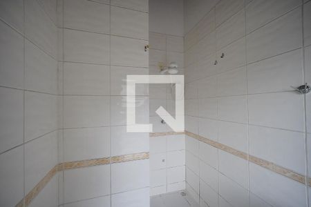 Banheiro da Suíte 1 de casa de condomínio para alugar com 3 quartos, 120m² em Roçado, São José