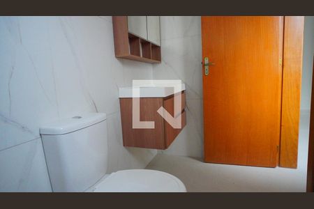 Banheiro suite 1 de casa à venda com 2 quartos, 158m² em Hípica, Porto Alegre