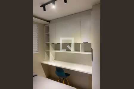 Quarto 1 de apartamento para alugar com 2 quartos, 49m² em Humaitá, Porto Alegre