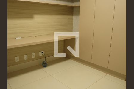 Quarto de apartamento para alugar com 3 quartos, 117m² em Alphaville Araguaia, Goiânia