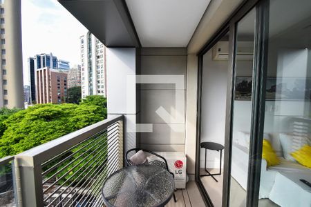 varanda Sala de apartamento para alugar com 1 quarto, 44m² em Jardim Paulista, São Paulo