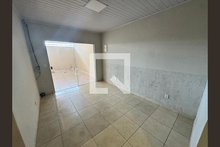 Casa para alugar com 3 quartos, 150m² em  Riacho Fundo I, Brasília