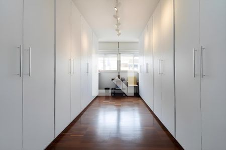 Apartamento para alugar com 3 quartos, 256m² em Jardim Paulista, São Paulo