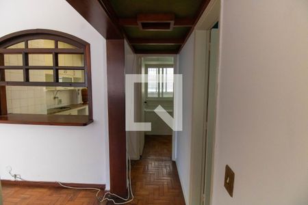 Corredor  de apartamento para alugar com 2 quartos, 65m² em Icaraí, Niterói