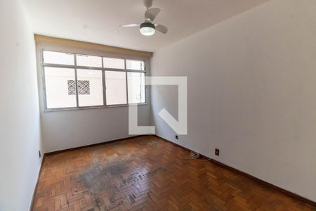 Sala de apartamento para alugar com 2 quartos, 65m² em Icaraí, Niterói