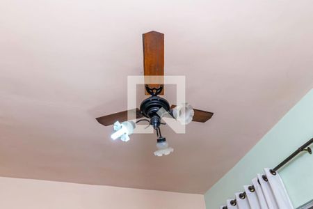 Casa da frente - Sala de casa à venda com 6 quartos, 480m² em Penha, Rio de Janeiro