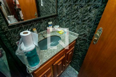 Casa da frente - Banheiro da Suíte 1 de casa à venda com 6 quartos, 480m² em Penha, Rio de Janeiro