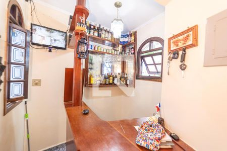 Casa à venda com 4 quartos, 267m² em Cangaiba, São Paulo