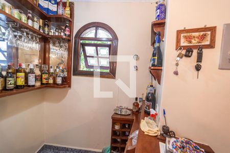 Casa à venda com 4 quartos, 267m² em Cangaiba, São Paulo