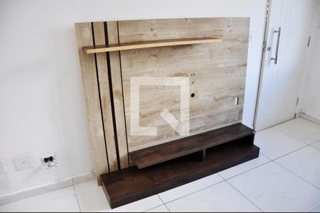 Detalhe - Sala de apartamento para alugar com 2 quartos, 65m² em Parque Pan Americano, São Paulo