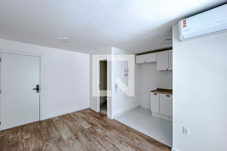 Sala de apartamento para alugar com 2 quartos, 80m² em Vila Zilda, São Paulo