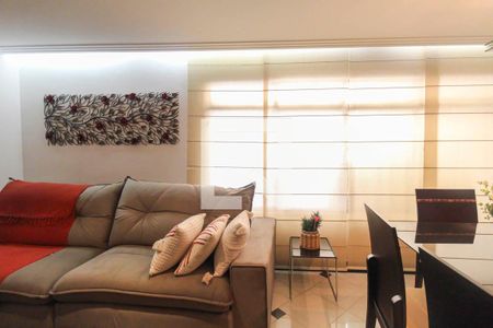 Sala de casa à venda com 4 quartos, 250m² em Vila California, São Paulo