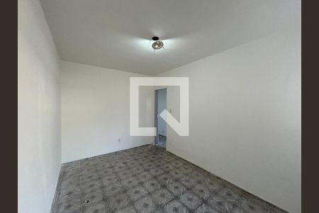 Quarto 1 de casa para alugar com 2 quartos, 60m² em Guadalupe, Rio de Janeiro