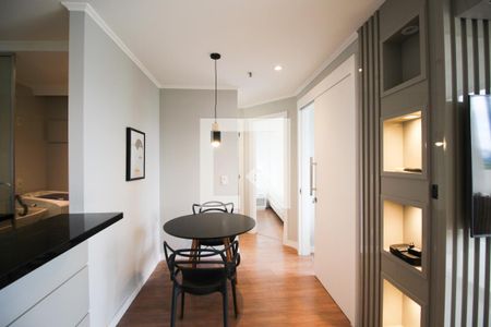 Sala de apartamento para alugar com 2 quartos, 50m² em Vila Olímpia, São Paulo