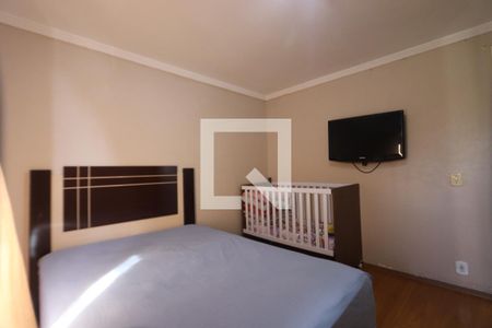 Quarto 1 de casa para alugar com 2 quartos, 42m² em Vila Bela, São Paulo