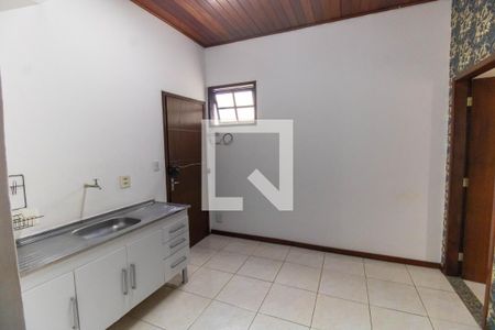 Sala de apartamento para alugar com 1 quarto, 40m² em Itaipu, Niterói