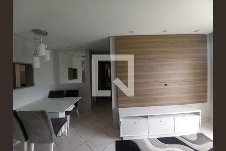Sala de apartamento para alugar com 2 quartos, 56m² em Jardim Flor da Montanha, Guarulhos