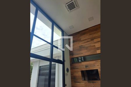 Sala de casa de condomínio à venda com 3 quartos, 231m² em Swiss Park, Campinas