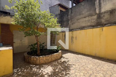 Área externa de casa à venda com 2 quartos, 170m² em Parque Continental Ii, Guarulhos