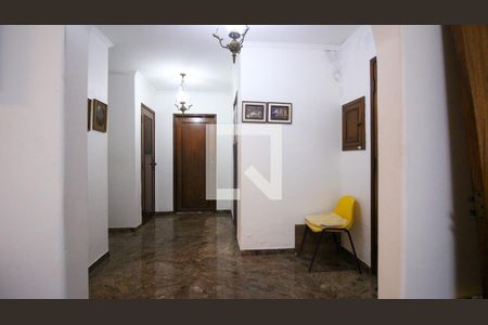Casa à venda com 3 quartos, 240m² em Vila Charlote, São Paulo