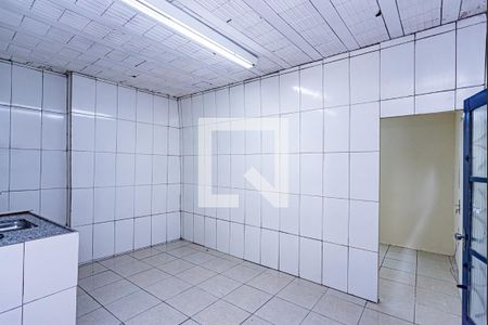 Sala e cozinha de casa para alugar com 1 quarto, 35m² em Vila Bancaria Munhoz, São Paulo