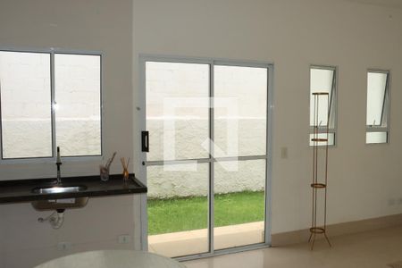 Casa de Condomínio para alugar com 3 quartos, 110m² em Caucaia do Alto, Cotia