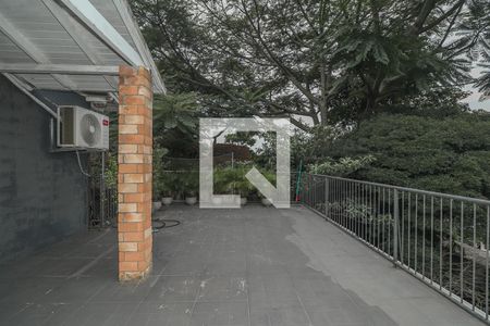 Varanda de casa à venda com 2 quartos, 116m² em Jardim Sabará, Porto Alegre