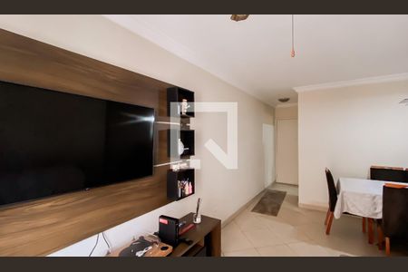 Sala  de apartamento à venda com 3 quartos, 66m² em Vila Araguaia, São Paulo