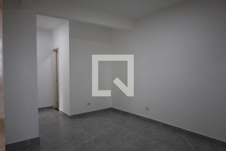 Casa para alugar com 1 quarto, 40m² em Campo Grande, São Paulo