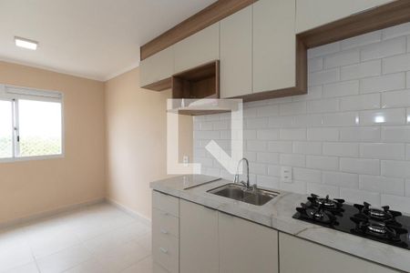 Sala / Cozinha  de apartamento para alugar com 2 quartos, 32m² em Vila Maria, São Paulo