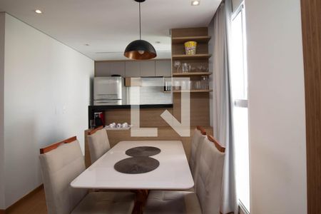 Sala de apartamento para alugar com 2 quartos, 40m² em Jardim Rosa de Franca, Guarulhos