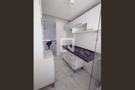Cozinha  de apartamento para alugar com 2 quartos, 49m² em Vila Nova, Porto Alegre