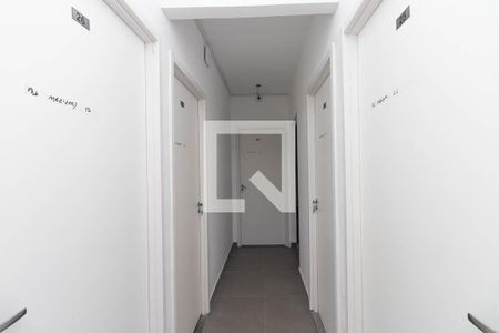 Corredor de kitnet/studio para alugar com 1 quarto, 21m² em Vila Maria Baixa, São Paulo