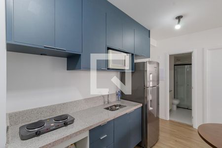 Cozinha e Área de Serviço de apartamento para alugar com 2 quartos, 38m² em Vila Nova Conceição, São Paulo