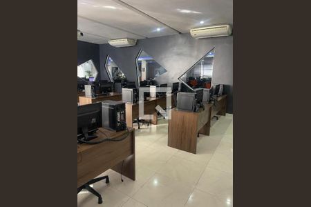 Casa à venda com 8 quartos, 660m² em Chácara Santo Antônio (Zona Sul), São Paulo