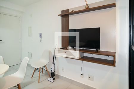 Sala / Cozinha de apartamento para alugar com 2 quartos, 39m² em Consolação, São Paulo