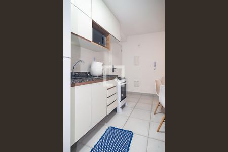 Sala / Cozinha de apartamento para alugar com 2 quartos, 39m² em Consolação, São Paulo