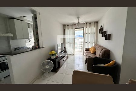 Sala de apartamento à venda com 2 quartos, 65m² em Recreio dos Bandeirantes, Rio de Janeiro