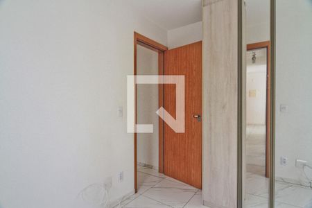 Quarto 1 de apartamento para alugar com 2 quartos, 44m² em Jardim Iris, São Paulo