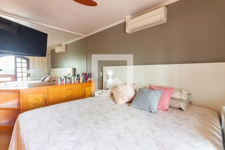 Suíte  de casa à venda com 3 quartos, 127m² em Umuarama, Osasco