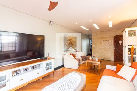 Sala  de casa à venda com 3 quartos, 127m² em Umuarama, Osasco