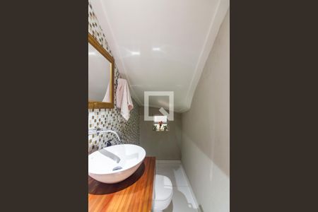 Lavabo de casa à venda com 3 quartos, 127m² em Umuarama, Osasco