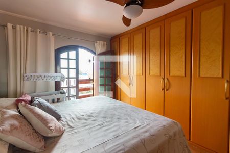 Suíte  de casa à venda com 3 quartos, 127m² em Umuarama, Osasco