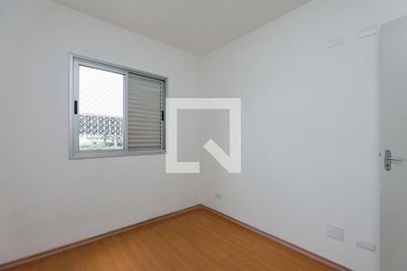Quarto 1 de apartamento para alugar com 2 quartos, 58m² em Parque Taboao, Taboão da Serra