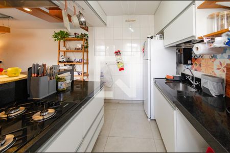 Cozinha de apartamento à venda com 3 quartos, 78m² em São Pedro, Belo Horizonte
